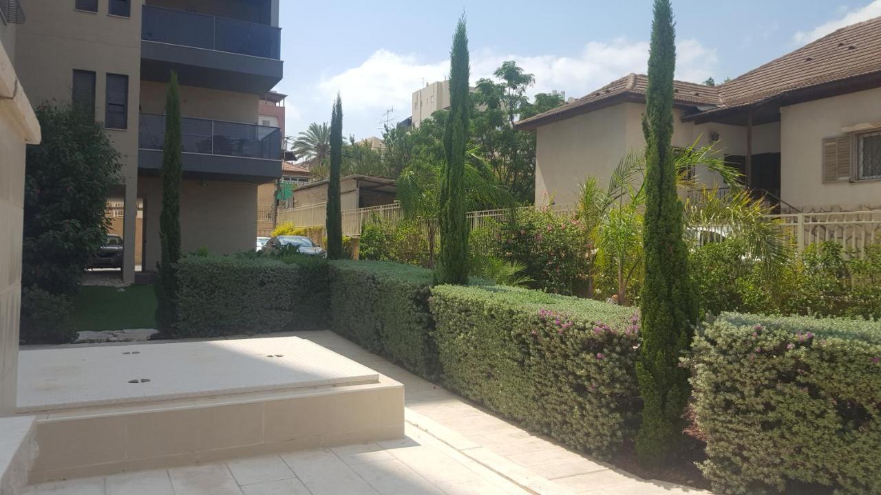 Penthouse In The City Rehovot Exterior photo